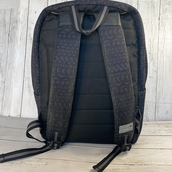 HEX Kindred SIgnal Unisex Black and Charcoal Backpack - Picture 3 of 13
